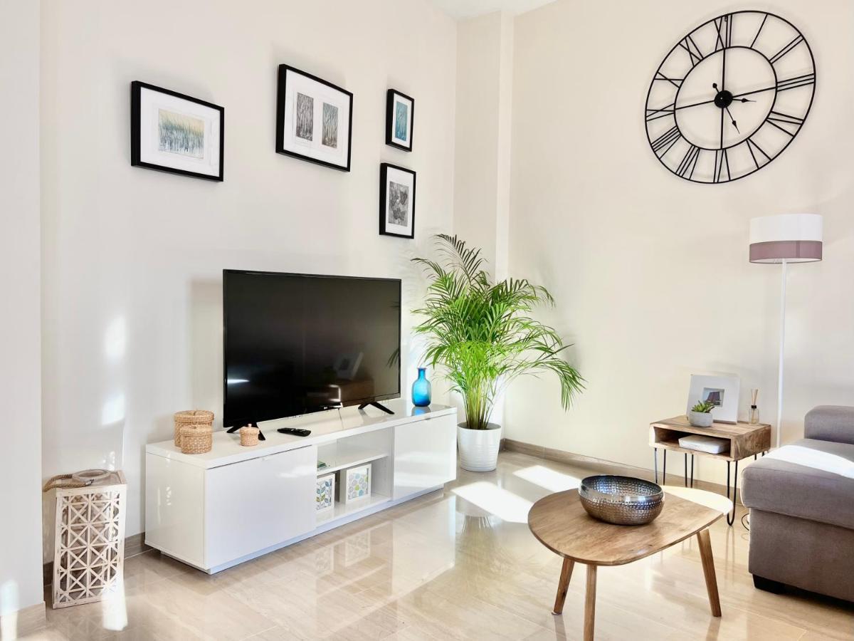 Teodosio Apartment Free Parking & Central Ac Seville Luaran gambar