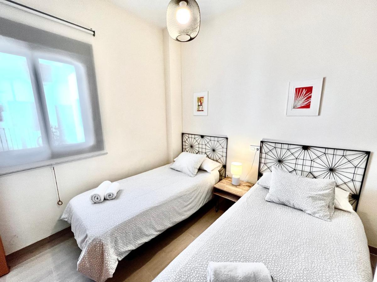 Teodosio Apartment Free Parking & Central Ac Seville Luaran gambar