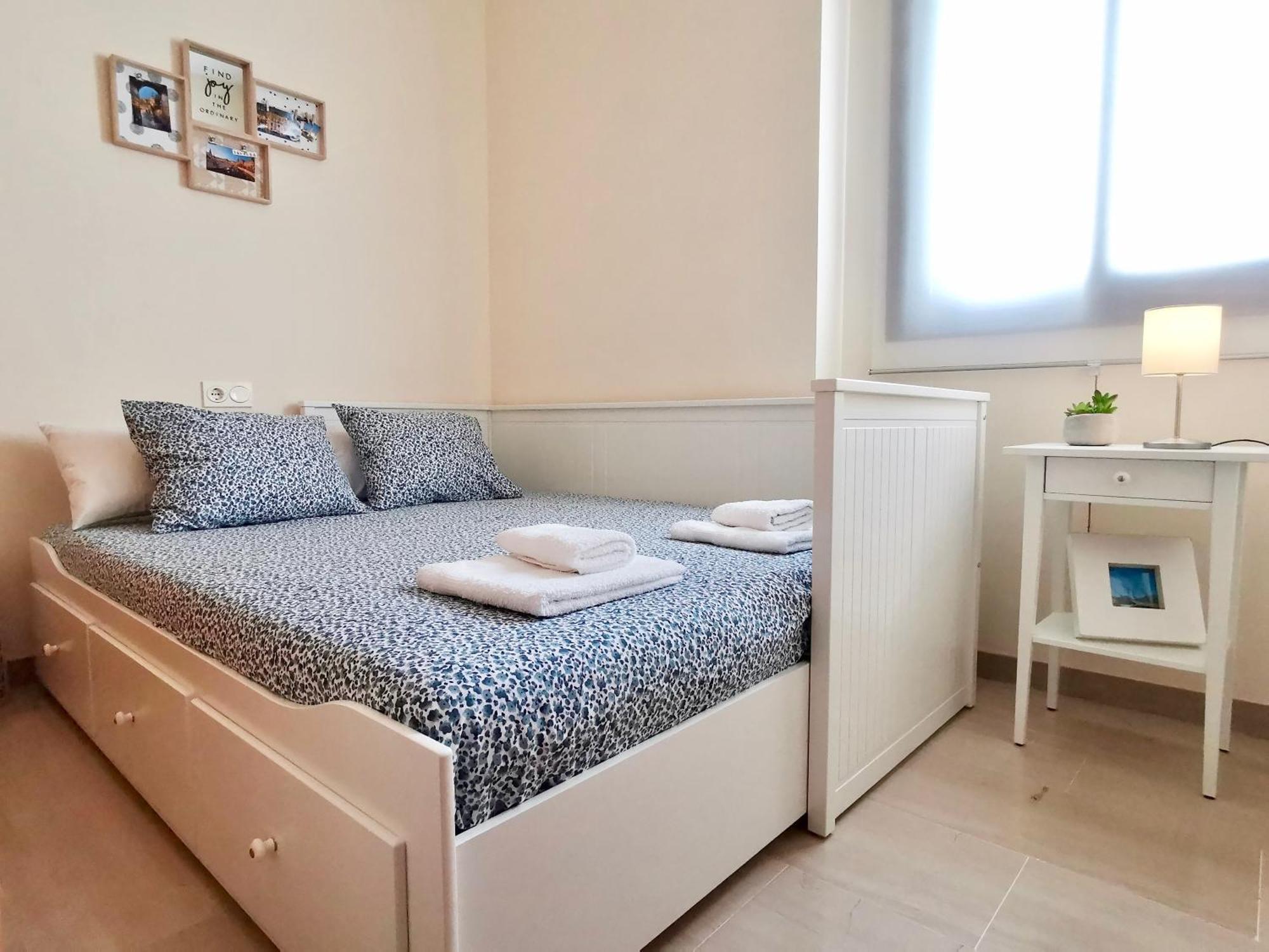 Teodosio Apartment Free Parking & Central Ac Seville Luaran gambar