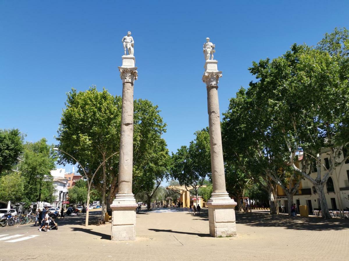 Teodosio Apartment Free Parking & Central Ac Seville Luaran gambar