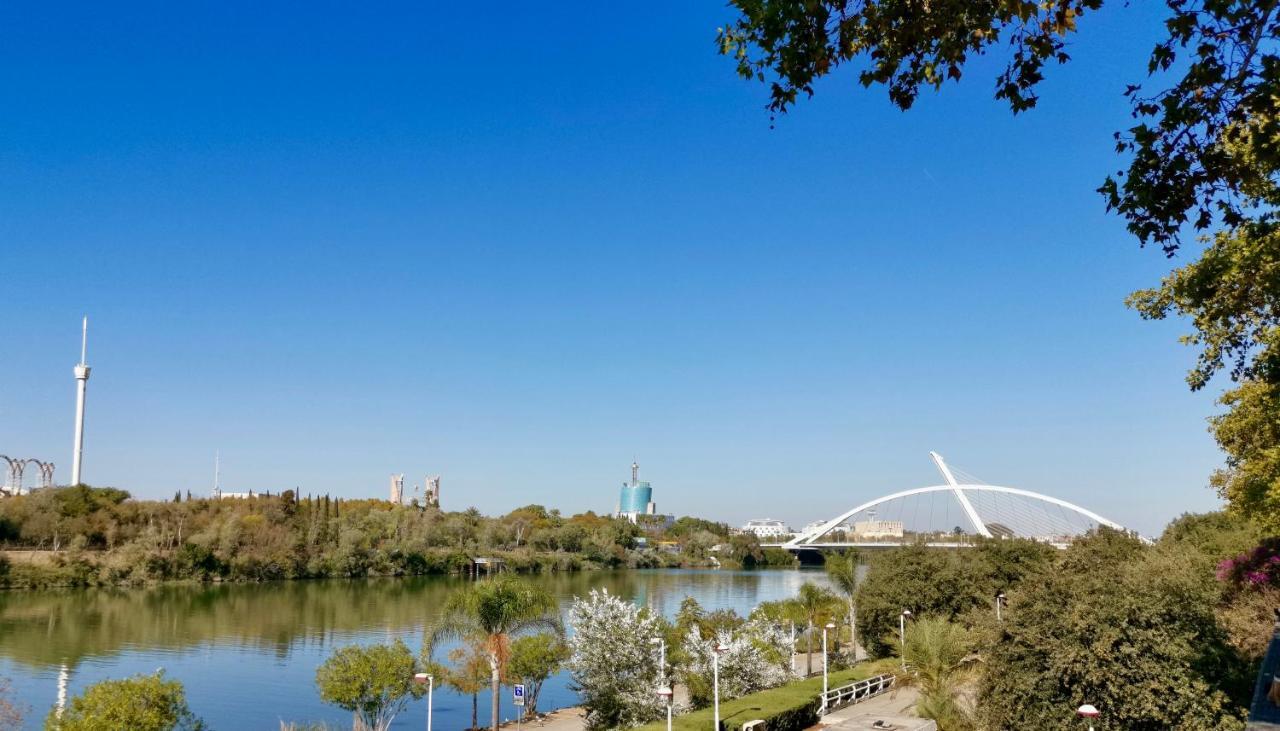 Teodosio Apartment Free Parking & Central Ac Seville Luaran gambar